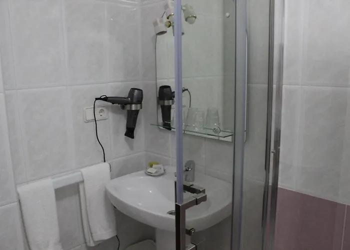 Fernandez فندق *